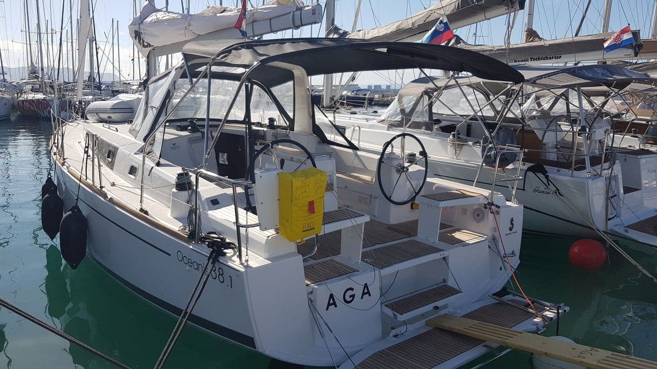 Beneteau Oceanis 38 | Aga