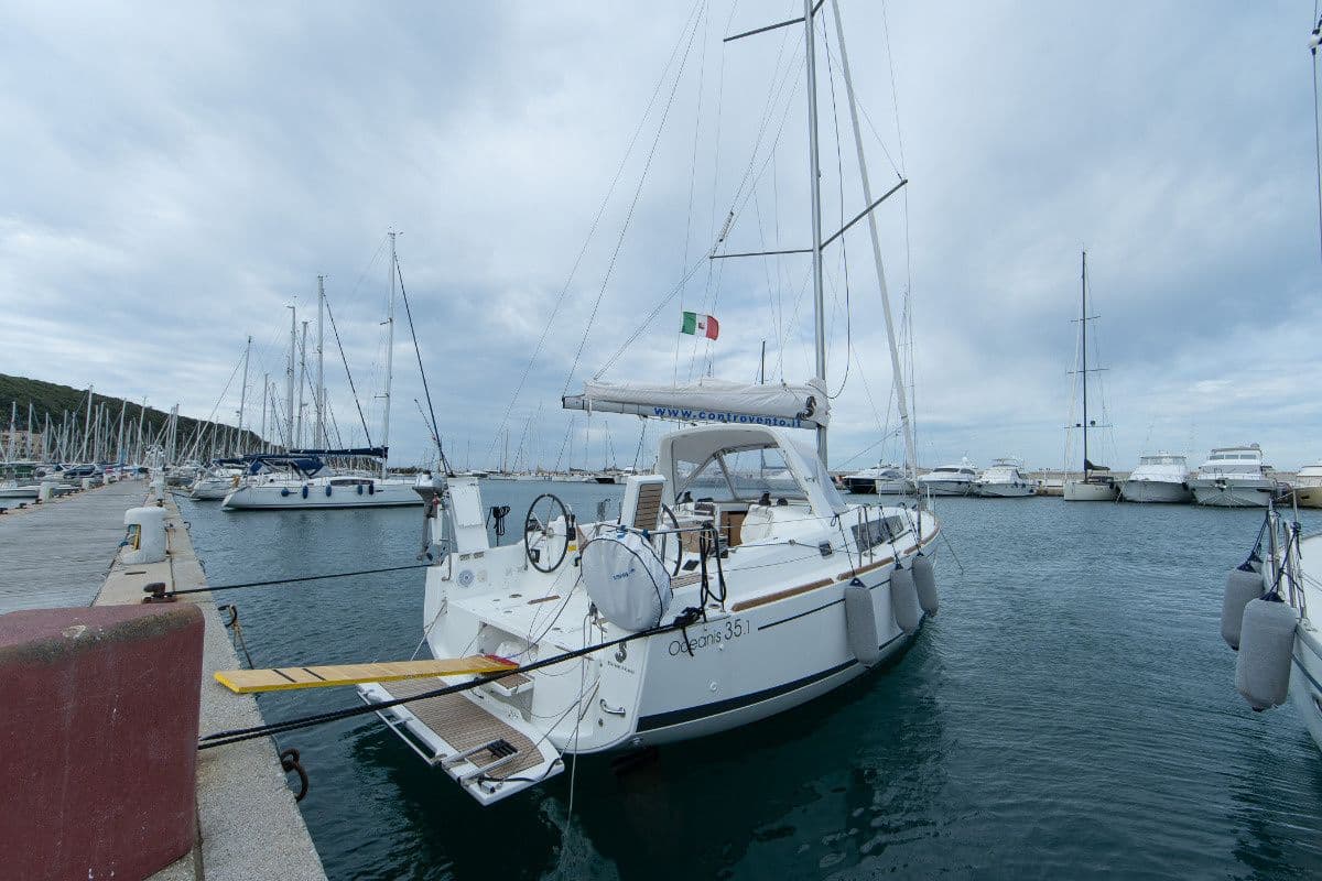 Beneteau Oceanis 35.1 | Stephanie