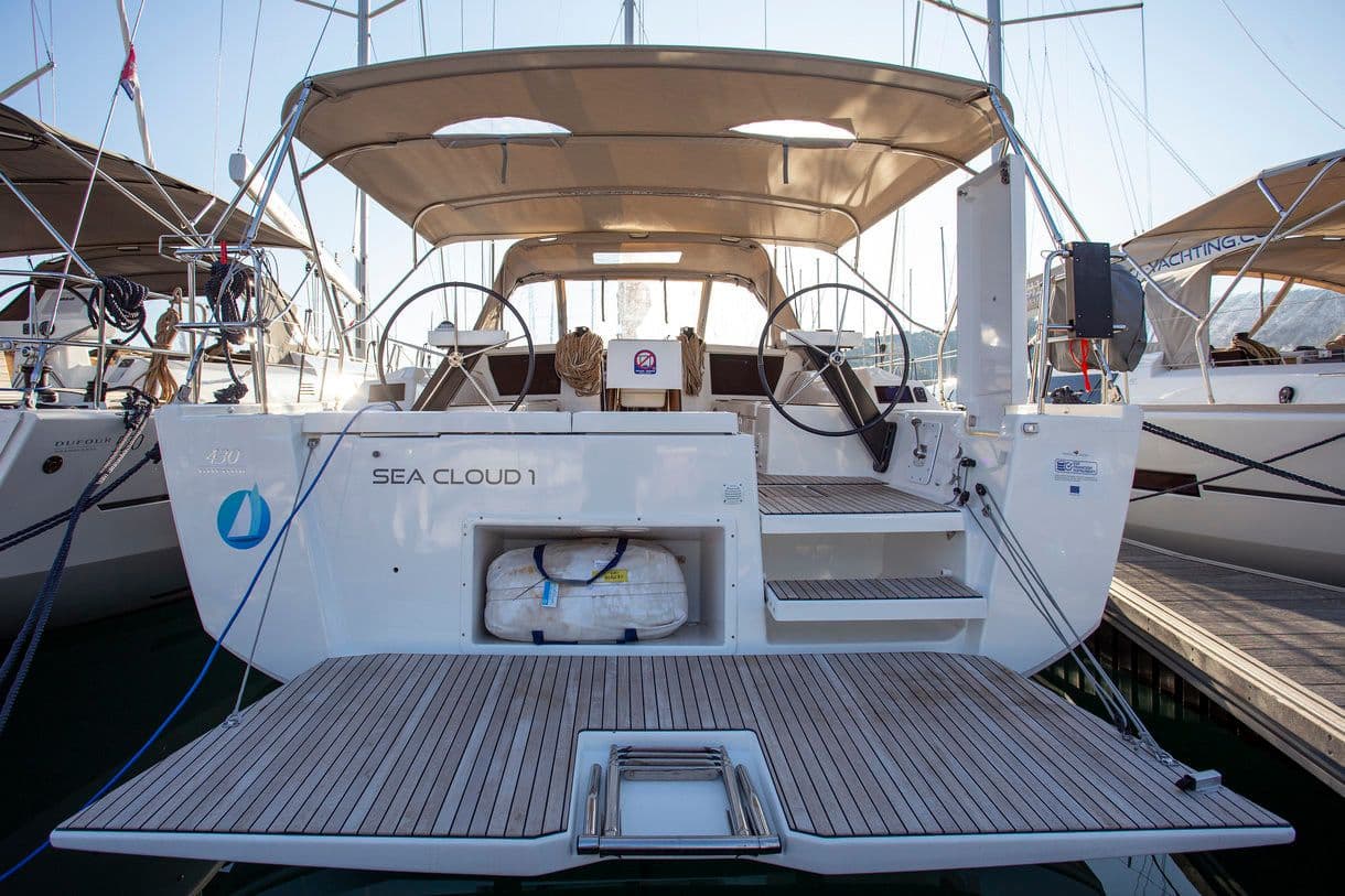 Dufour 430 | Sea cloud 1